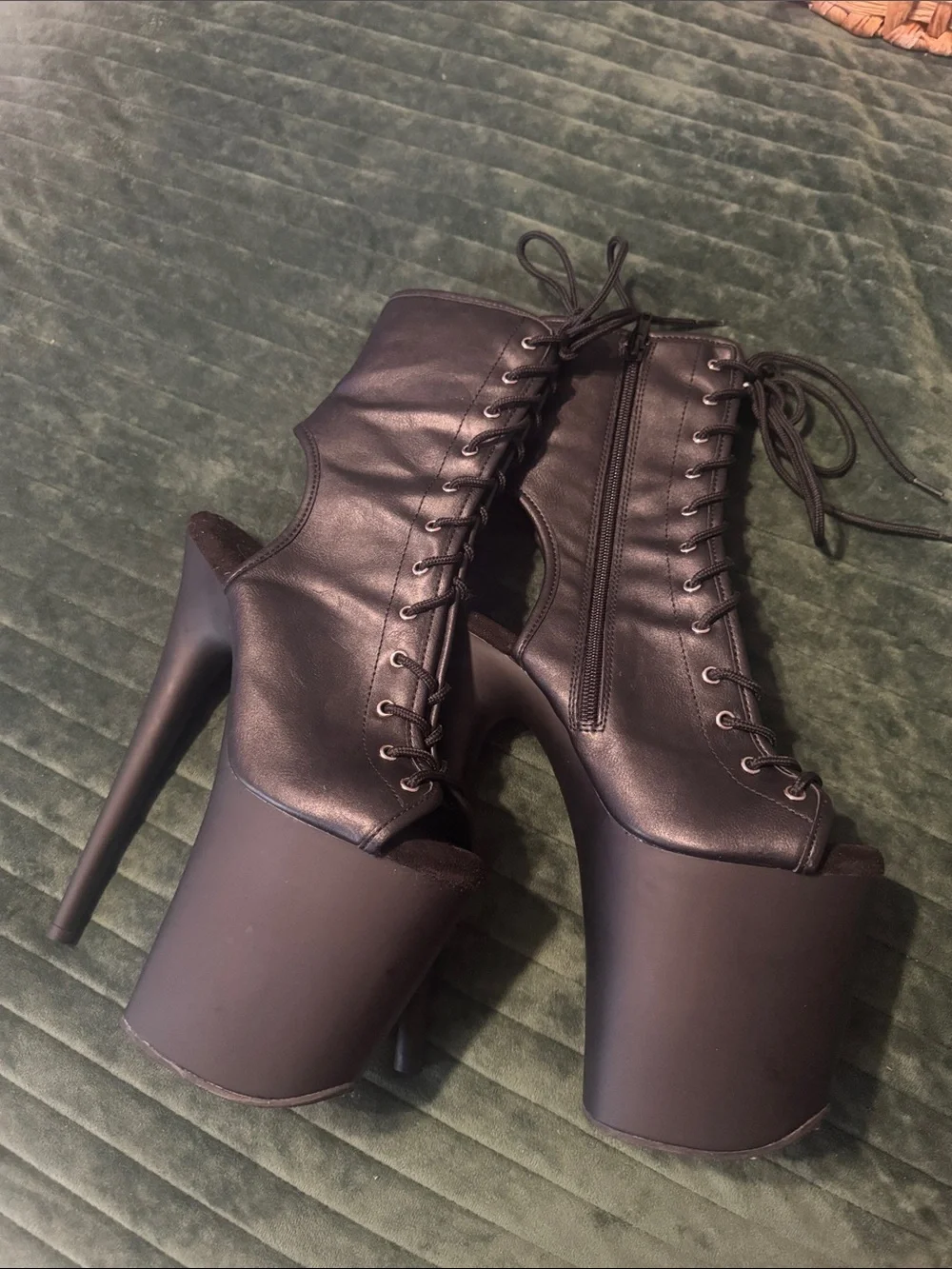 Pleaser only worn